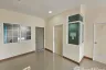 5 Bedroom Townhouse for sale in Golden City Onnut-Pattanakarn, Prawet, Bangkok near Airport Rail Link Ban Thap Chang