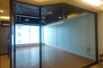 Office for rent in CHARN ISSARA TOWER 2, Bang Kapi, Bangkok