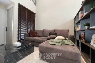 3 Bedroom Townhouse for sale in Estara Haven Pattanakarn 20, Suan Luang, Bangkok