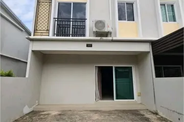 3 Bedroom Townhouse for sale in The Nice Ramintra - Prayasuren, Bang Chan, Bangkok