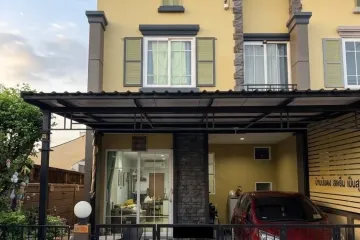 4 Bedroom Townhouse for sale in Golden Town 2 Onnut-Pattanakarn, Prawet, Bangkok near Airport Rail Link Ban Thap Chang