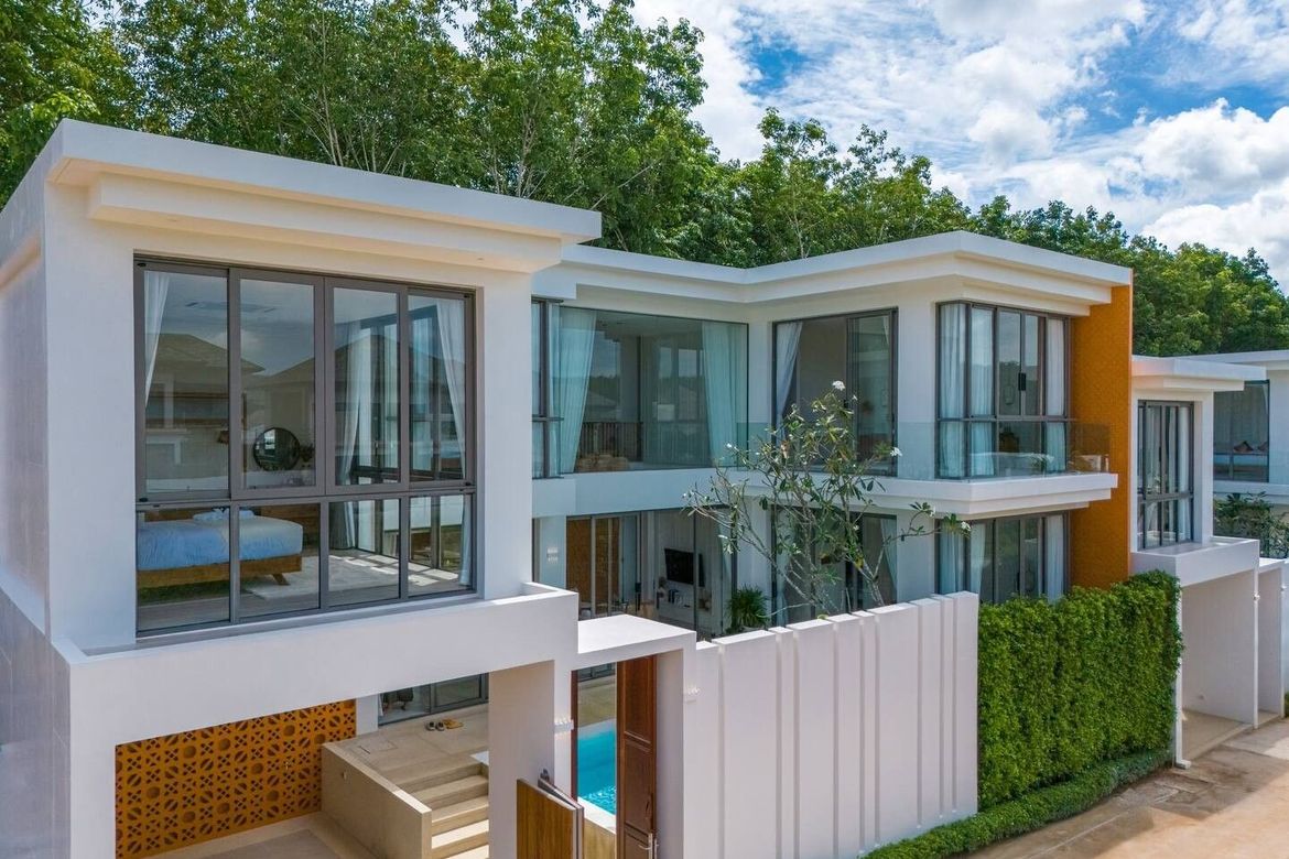 Luxury 4 Bedroom Pool Villa for Rent