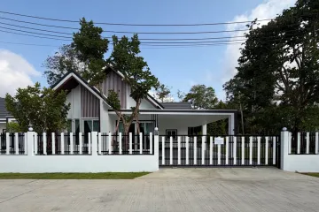 3 Bedroom House for sale in Pong, Chonburi