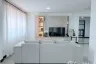 6 Bedroom House for rent in Huai Khwang, Bangkok near MRT Huai Khwang