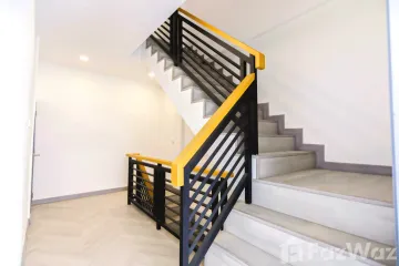 4 Bedroom House for sale in Sam Sen Nok, Bangkok near MRT Phawana