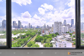 2 Bedroom Condo for sale in Lake Green, Khlong Toei, Bangkok near BTS Nana