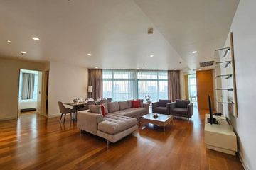 3 Bedroom Condo for rent in Wat Phraya Krai, Bangkok