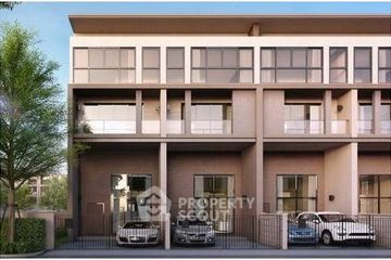 3 Bedroom Townhouse for sale in Baan Klang Muang Ratchayothin, Sena Nikhom, Bangkok near BTS Kasetsart University