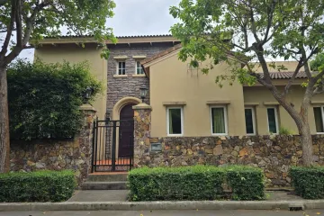 3 Bedroom Villa for rent in Silk Road Place, Huai Yai, Chonburi