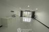 3 Bedroom Condo for rent in Trapezo Sukhumvit 16, Khlong Toei, Bangkok near MRT Queen Sirikit National Convention Centre