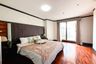 3 Bedroom Condo for rent in Khlong Tan Nuea, Bangkok