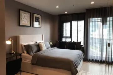 Condo for rent in Life One Wireless, Lumpini, Bangkok near BTS Ploen Chit