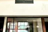 Office for rent in Bang Kapi, Bangkok near MRT Pradit Manutham