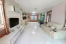 6 Bedroom House for sale in Mantana Lake Watcharapol, O Ngoen, Bangkok