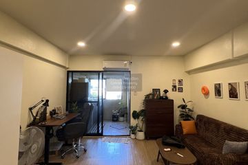 1 Bedroom Condo for sale in Family Complex, Sam Sen Nai, Bangkok near BTS Saphan Kwai