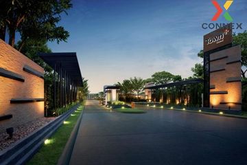 3 Bedroom Townhouse for sale in Sam Sen Nok, Bangkok