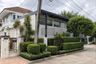 2 Bedroom House for sale in Warapirom Watcharaphol, O Ngoen, Bangkok