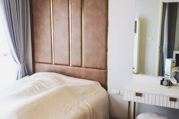 1 Bedroom Condo for sale in Urbano Absolute Sathon - Taksin, Khlong Ton Sai, Bangkok near BTS Krung Thon Buri