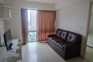 1 Bedroom Condo for sale in My Resort Bangkok, Bang Kapi, Bangkok near MRT Phetchaburi