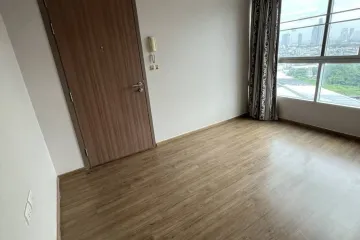 1 Bedroom Condo for sale in Fuse Chan - Sathorn, Yan Nawa, Bangkok near BTS Surasak