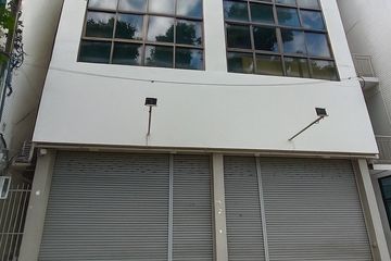 6 Bedroom Townhouse for rent in Chong Nonsi, Bangkok