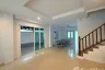 5 Bedroom Townhouse for rent in URBAN SATHORN, Bang Chak, Bangkok