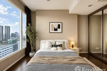 1 Bedroom Condo for sale in Menam Residences Condominium, Wat Phraya Krai, Bangkok