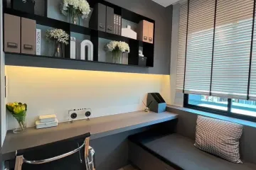 3 Bedroom Townhouse for rent in Saphan Sung, Bangkok