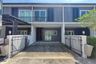 3 Bedroom Townhouse for sale in Sao Thong Hin, Nonthaburi