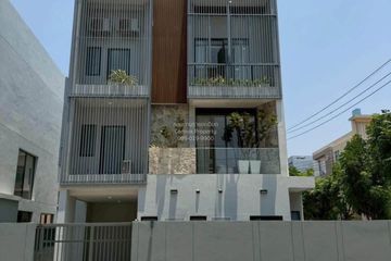 4 Bedroom House for sale in Preecha Beyond Ramkhamhaeng-Krungthepkreetha, Khlong Song Ton Nun, Bangkok