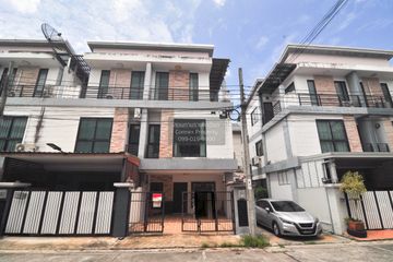 3 Bedroom Townhouse for sale in Khlong Chaokhun Sing, Bangkok
