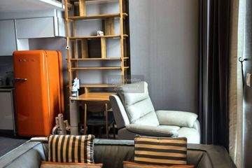 1 Bedroom Condo for sale in C Ekkamai, Khlong Tan Nuea, Bangkok near BTS Ekkamai