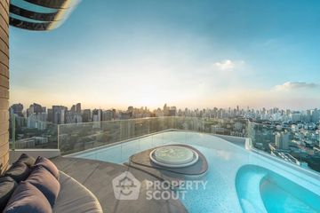 2 Bedroom Condo for rent in XT Ekkamai, Khlong Tan Nuea, Bangkok