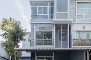 3 Bedroom Townhouse for rent in The Metro Rama 9, Prawet, Bangkok