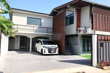 6 Bedroom House for rent in Chan Kasem, Bangkok near MRT Phawana