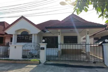 3 Bedroom House for rent in Nong Pla Lai, Chonburi