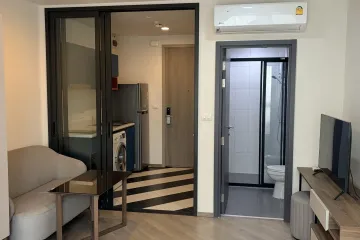 1 Bedroom Condo for rent in The Base Saphanmai, Anusawari, Bangkok near BTS Sai Yud