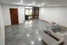 5 Bedroom Townhouse for sale in Phlapphla, Bangkok