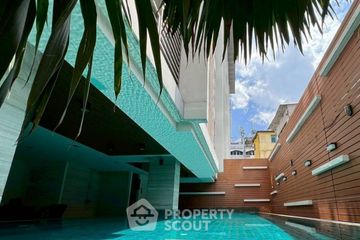 1 Bedroom Condo for sale in Silom, Bangkok near BTS Saint Louis