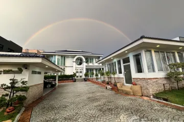Land for sale in Hua Mak, Bangkok near MRT Yaek Lam Sali