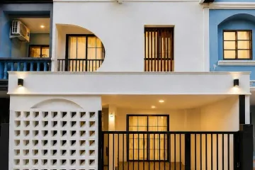 3 Bedroom Townhouse for sale in Baan Chuanfan, Bo Win, Chonburi