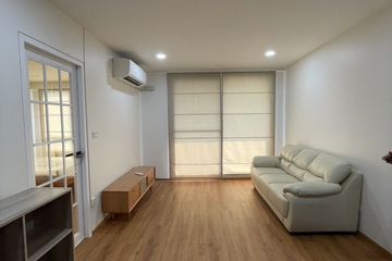 1 Bedroom Condo for sale in Plus 38 Hip, Phra Khanong, Bangkok near BTS Thong Lo