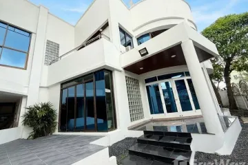 3 Bedroom House for sale in Khlong Chaokhun Sing, Bangkok near MRT Lat Phrao 83