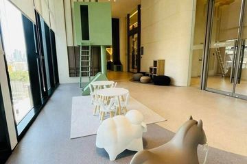 2 Bedroom Condo for rent in NUE District R9, Huai Khwang, Bangkok near MRT Phra Ram 9