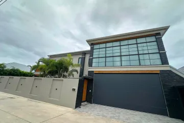 5 Bedroom Villa for rent in The Shades Villas, Pong, Chonburi