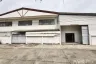 Warehouse / Factory for rent in Dokmai, Bangkok