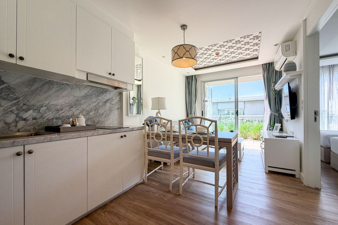1 Bedroom Condo for rent at Seavale Patong Breeze Grand