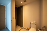 1 Bedroom Condo for rent in The Lofts Ekkamai, Phra Khanong, Bangkok near BTS Ekkamai