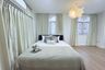6 Bedroom House for rent in Huai Khwang, Bangkok