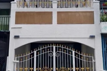 2 Bedroom Townhouse for sale in Nong Prue, Chonburi